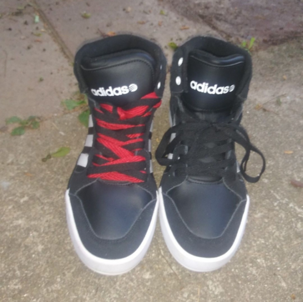 Women's Sneaker